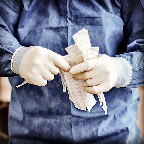 What Strategies Can Be Used to Attract International Investors to UK Commercial Real Estate?